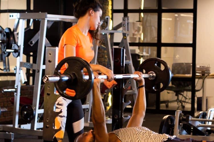 Fitness Seansları İle Kas Yoğunluğunuzu Artırın